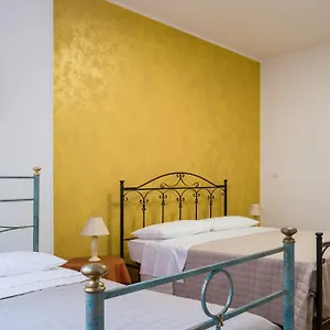 ** Couette-café Il Tacco Dello Stivale Italie