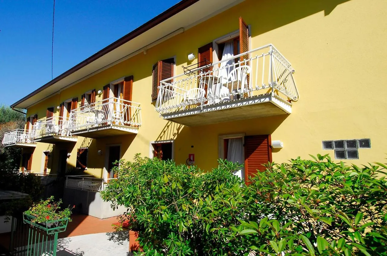 Hotel Luna Rossa (Adults Only) Malcesine 3*,