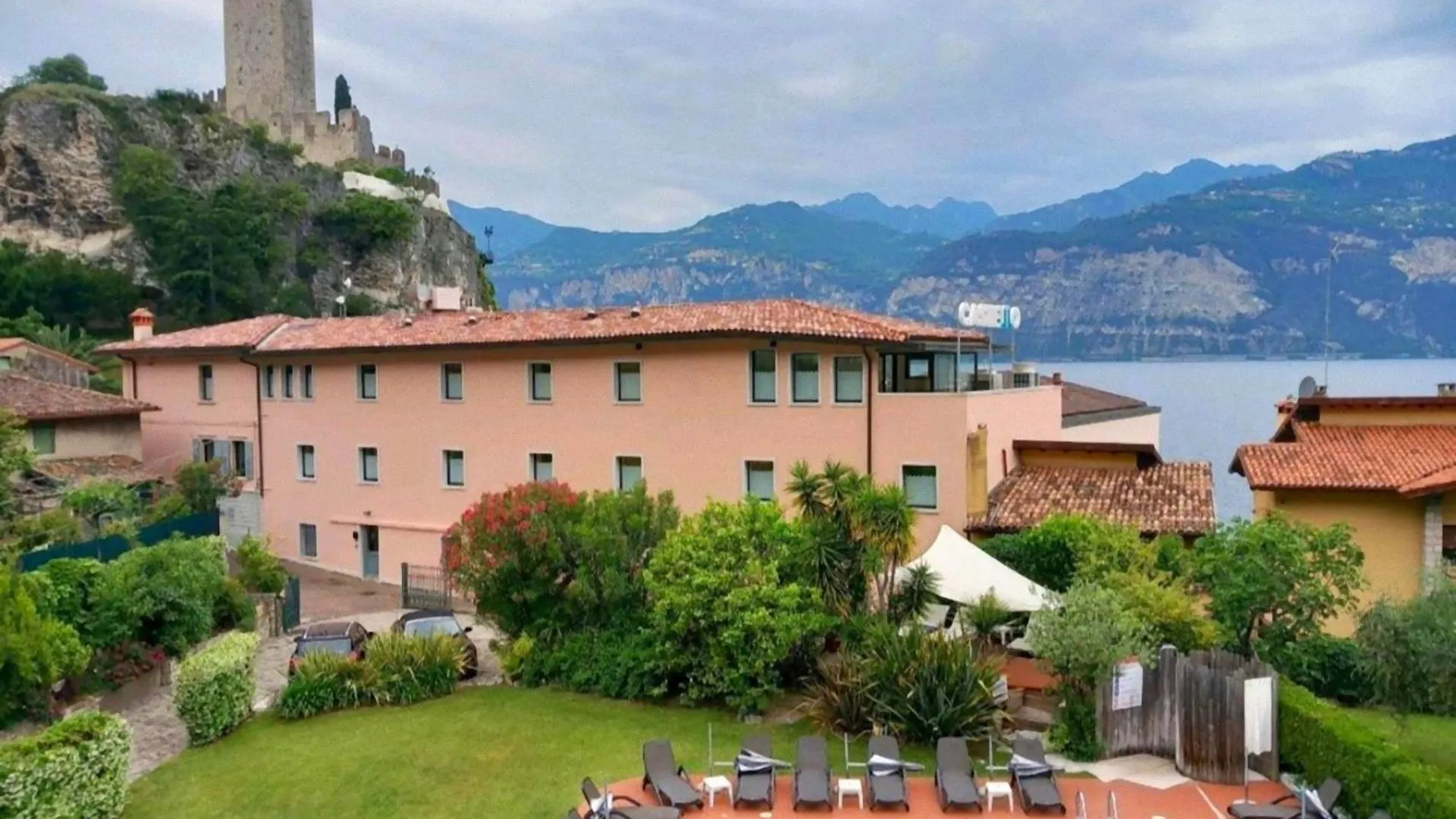 Hotel Luna Rossa (Adults Only) Malcesine