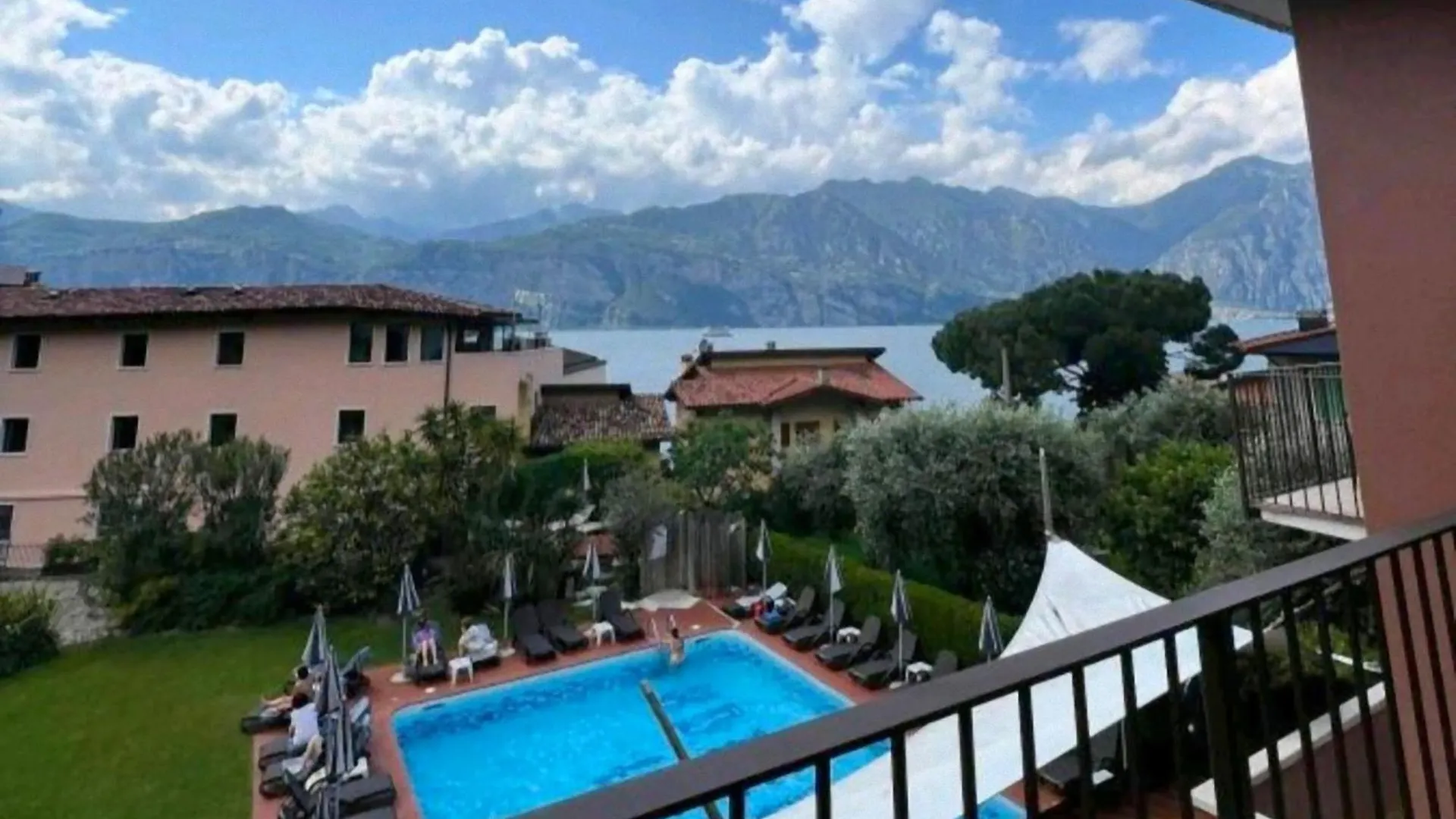 Hotel Luna Rossa (Adults Only) Malcesine