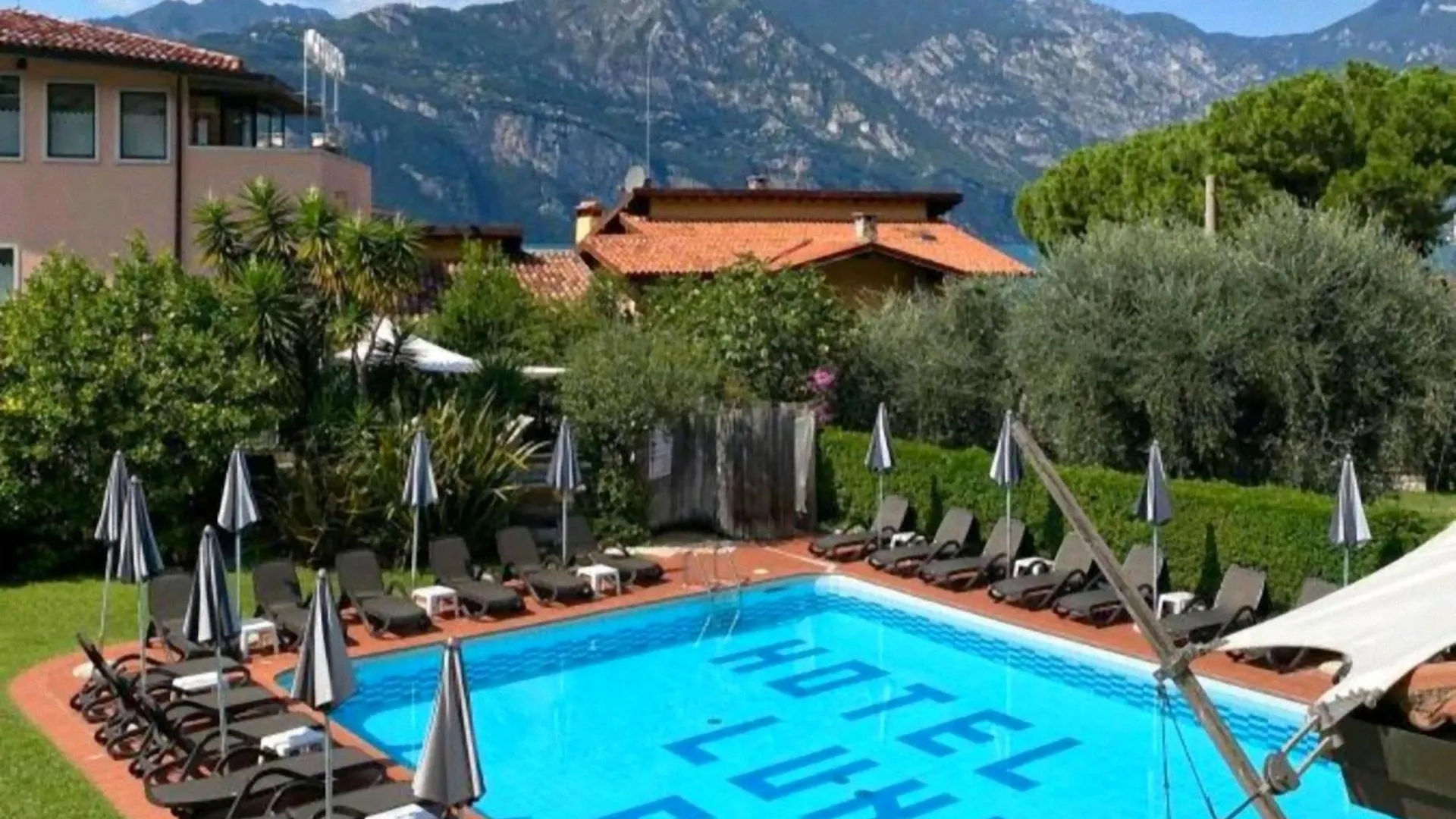 Hotel Luna Rossa (Adults Only) Malcesine