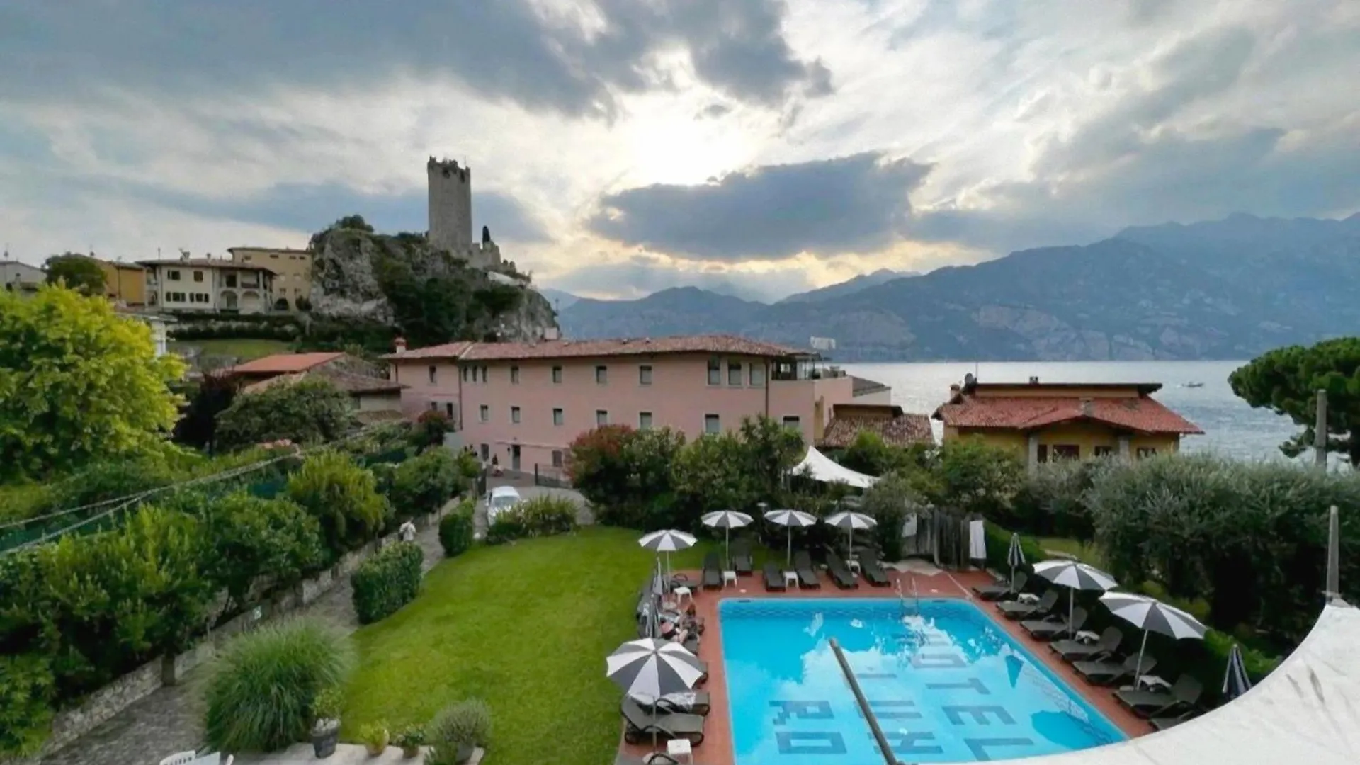Hotel Luna Rossa (Adults Only) Malcesine
