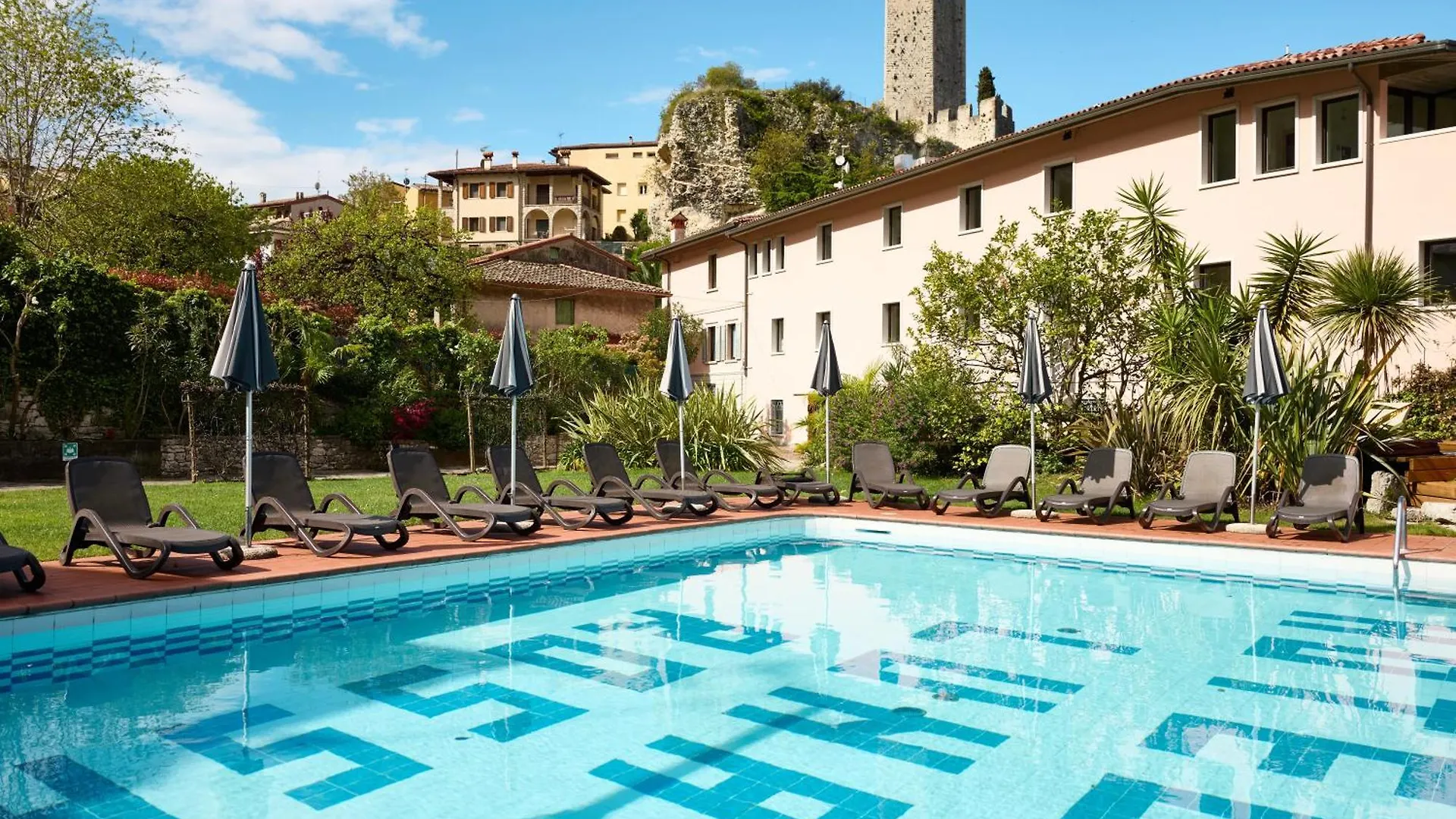 Hotel Luna Rossa (Adults Only) Malcesine