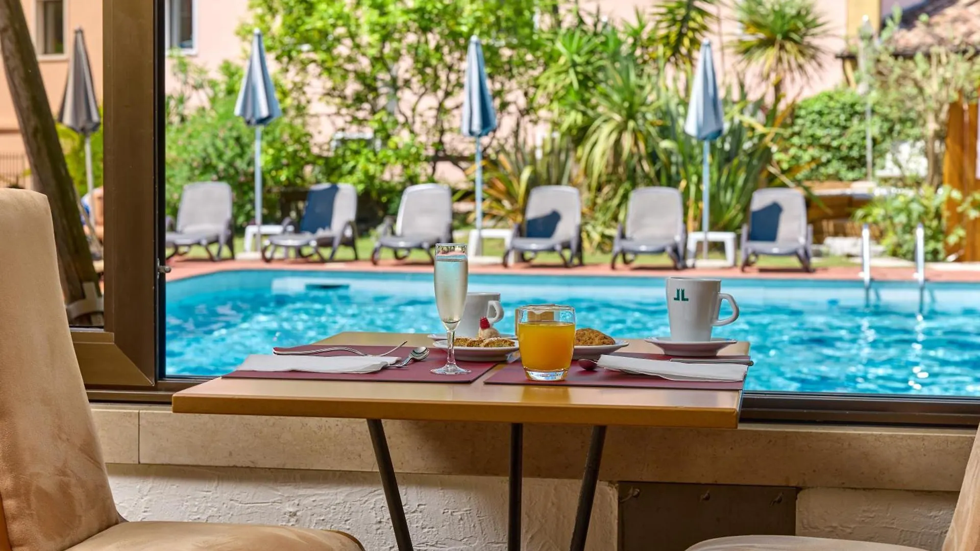 Hotel Luna Rossa (Adults Only) Malcesine Italy
