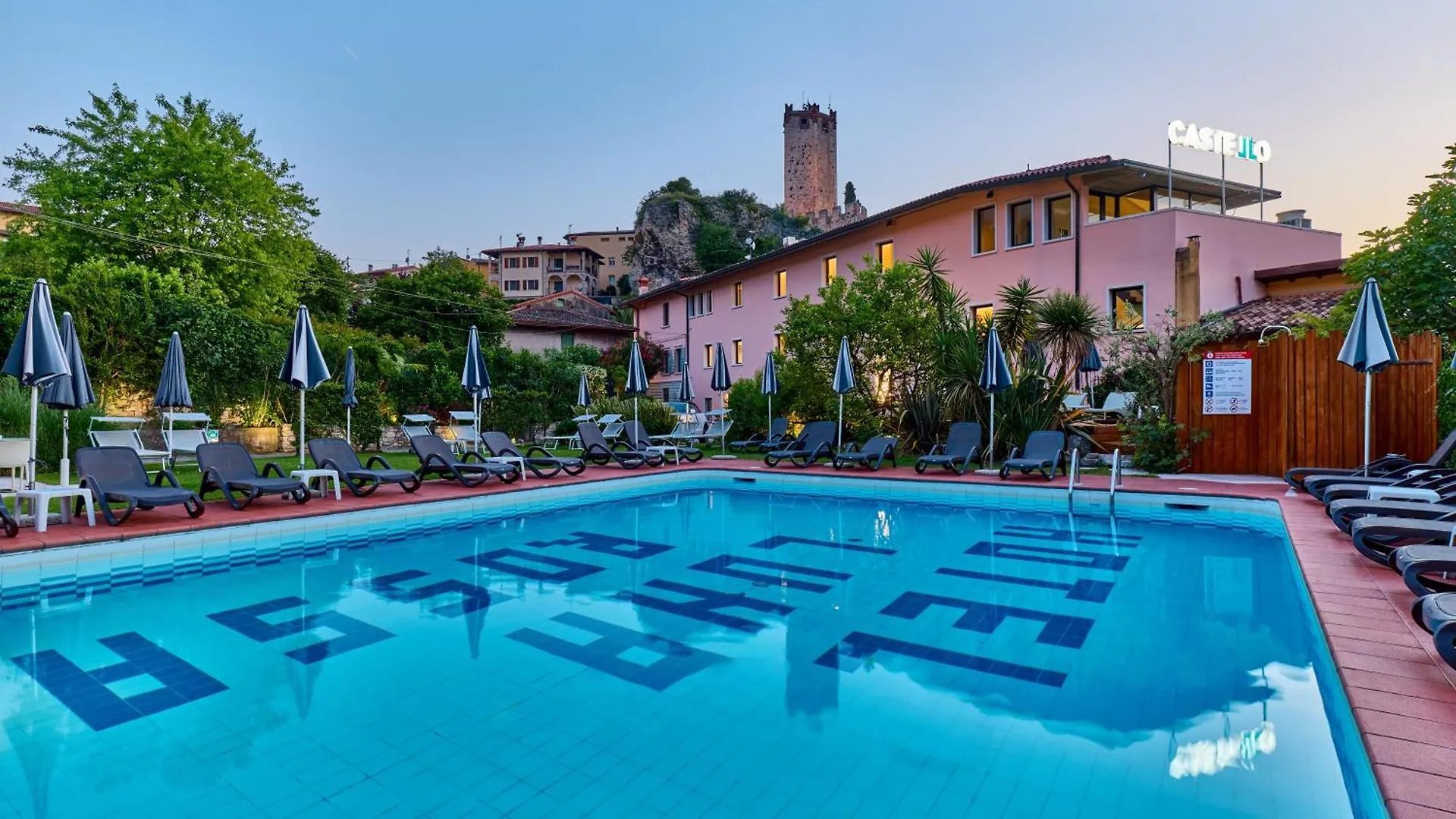Hotel Luna Rossa (Adults Only) Malcesine