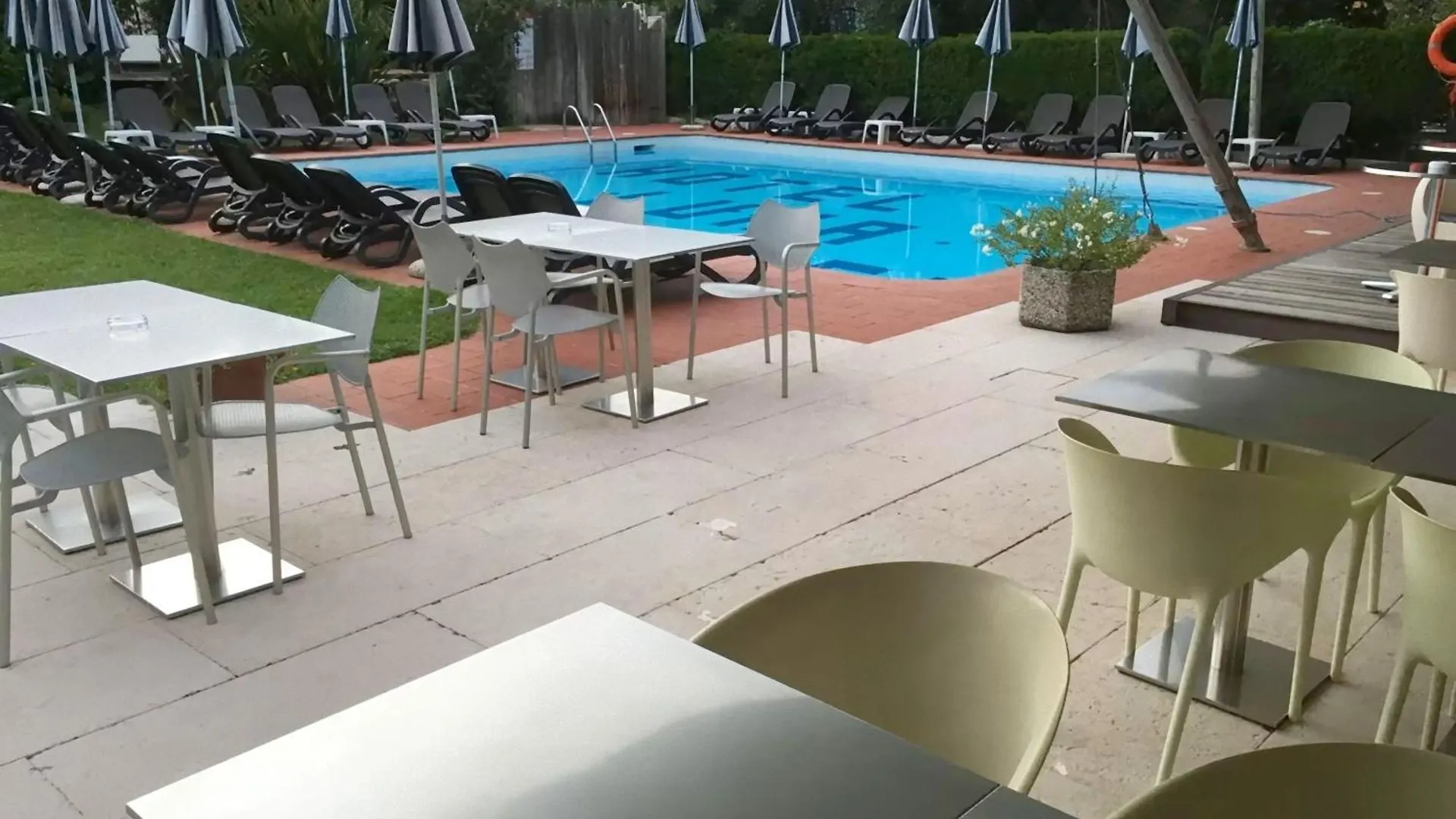 Hotel Luna Rossa (Adults Only) Malcesine 3*,  Italy